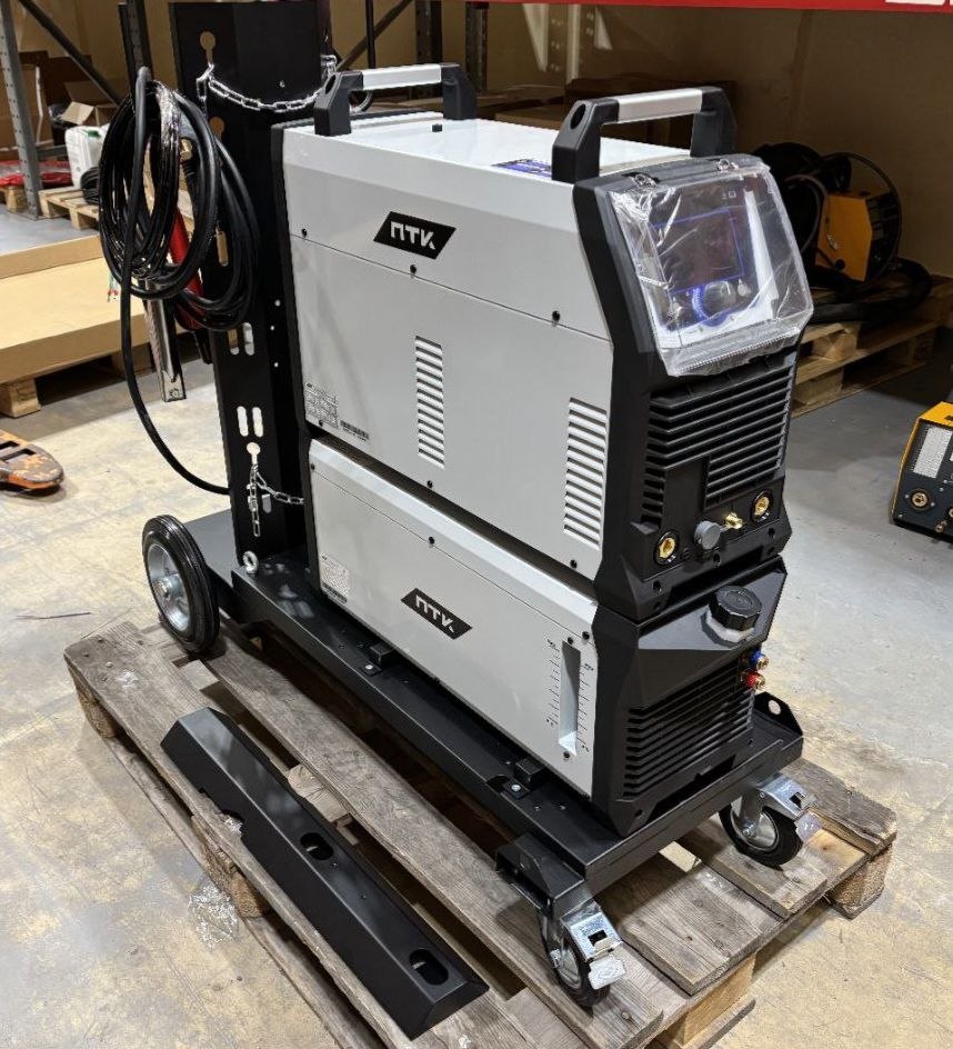 Оснащение производства промышленным аргонодуговым аппаратом ПТК HANKER MULTIWAVE TIG 320 P AC/DC LCD H45